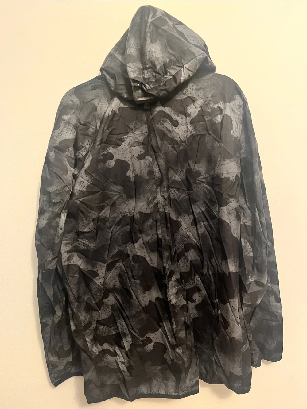 adidas Men’s Black & Gray Camo Hooded Windbreaker